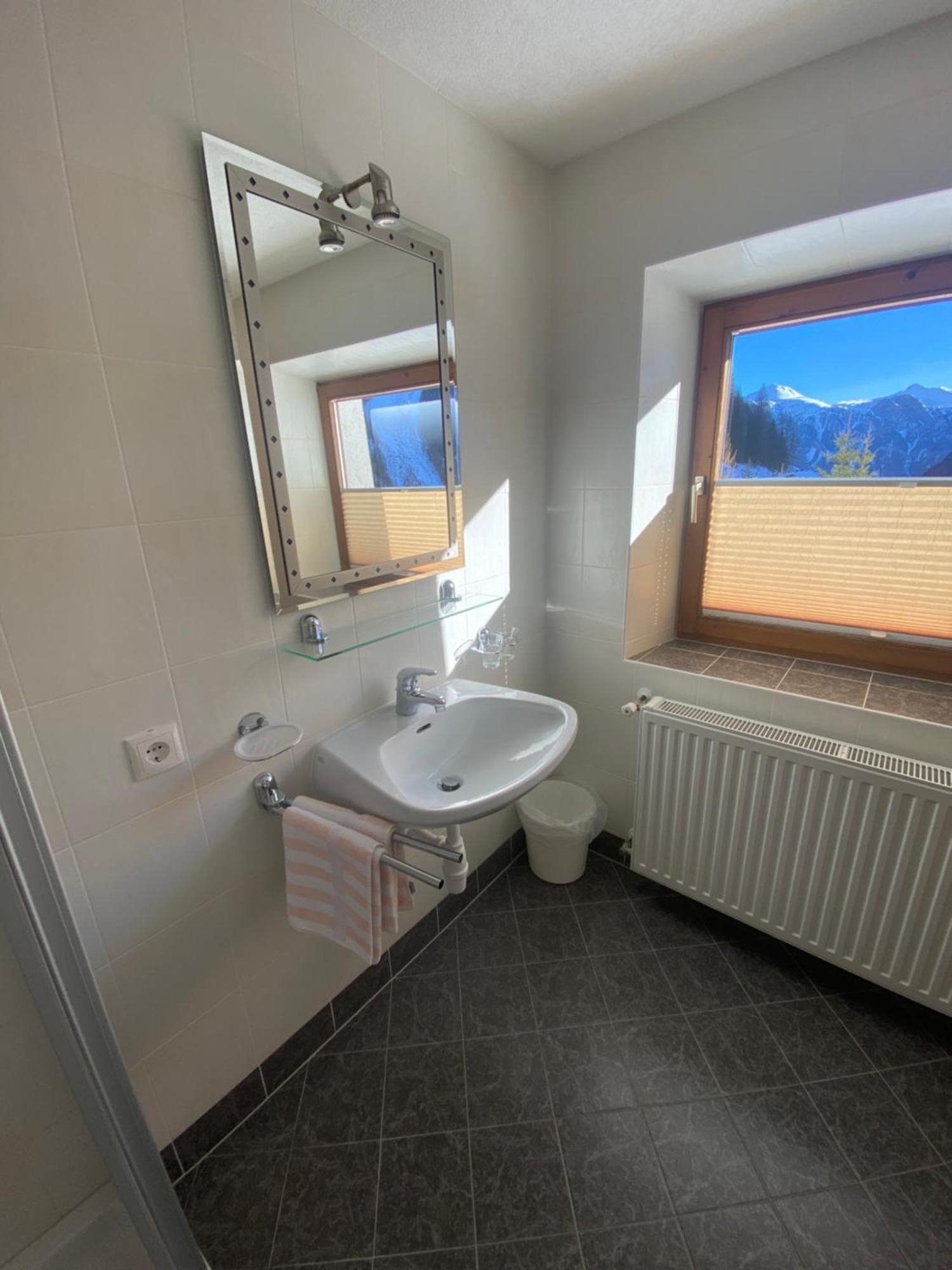 Apart Alpenrose Spiss Exterior foto